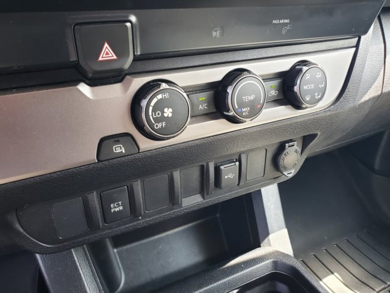 Used 2020 Toyota Tacoma SR w/ SR Convenience Package RWD image 20