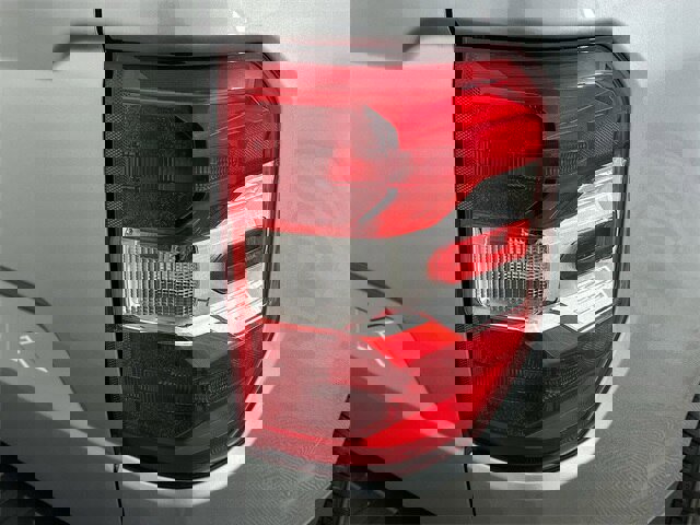 Certified 2024 Ford Maverick Lariat image 25