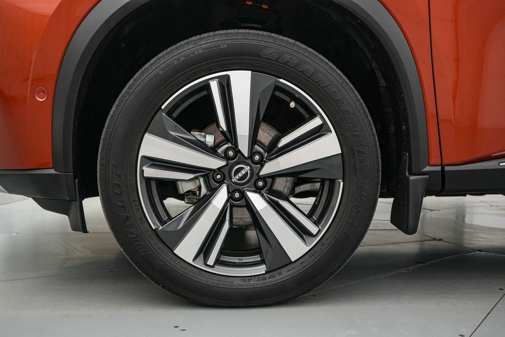 Used 2023 Nissan Rogue Platinum w/ Platinum Premium Package image 10