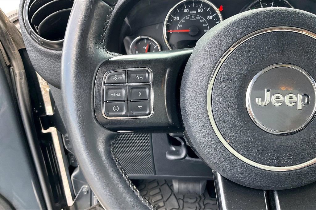 Used 2017 Jeep Wrangler Unlimited Sahara AWD/4WD image 17