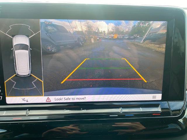 Used 2024 Volkswagen Atlas SEL Premium R-Line image 29