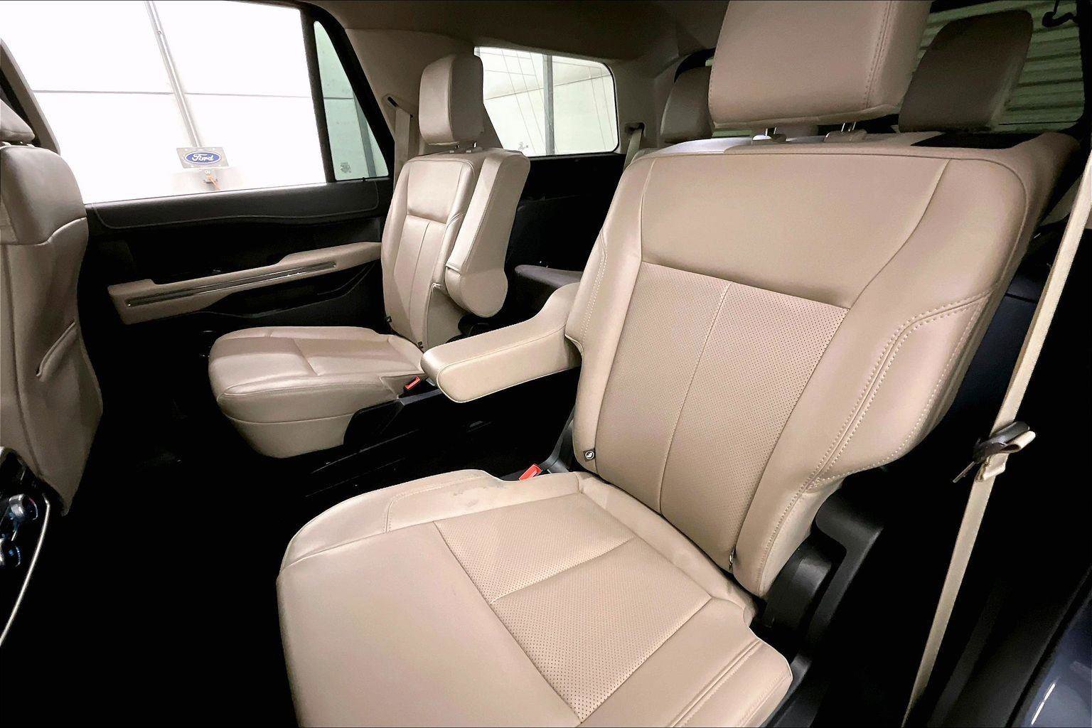 Certified 2022 Ford Expedition XLT image 25