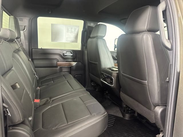 Used 2023 Chevrolet Silverado 3500 High Country w/ Z71 Off-Road Package AWD/4WD image 3