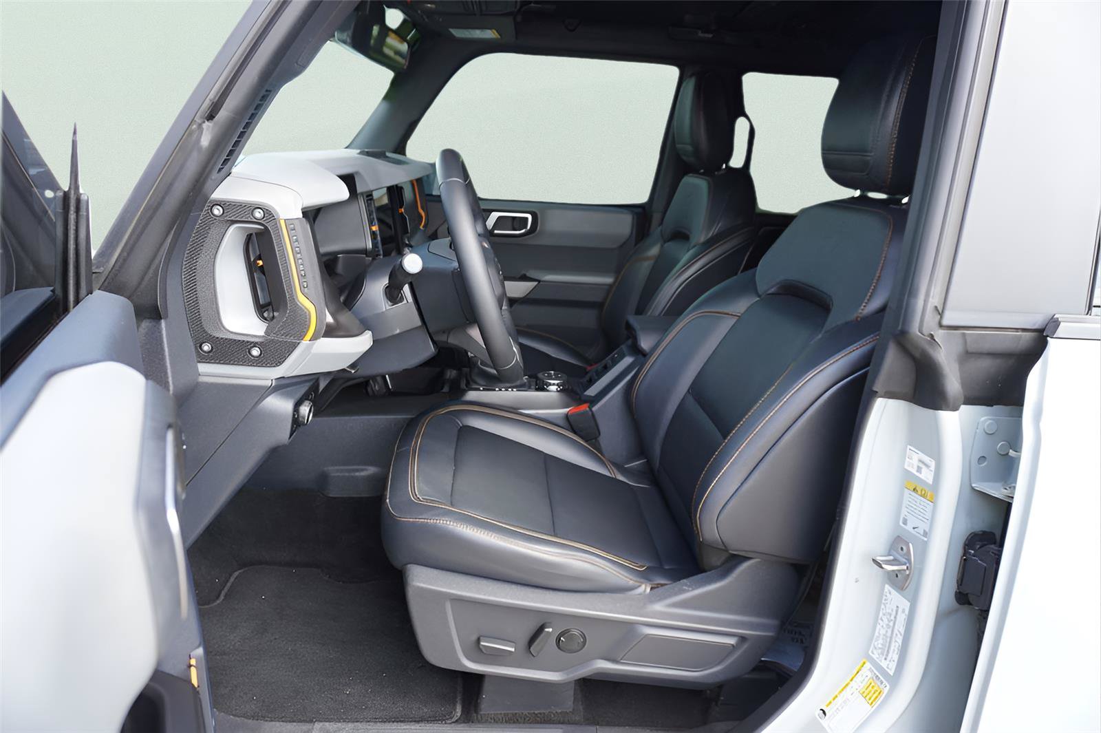 Certified 2023 Ford Bronco Badlands AWD/4WD image 7