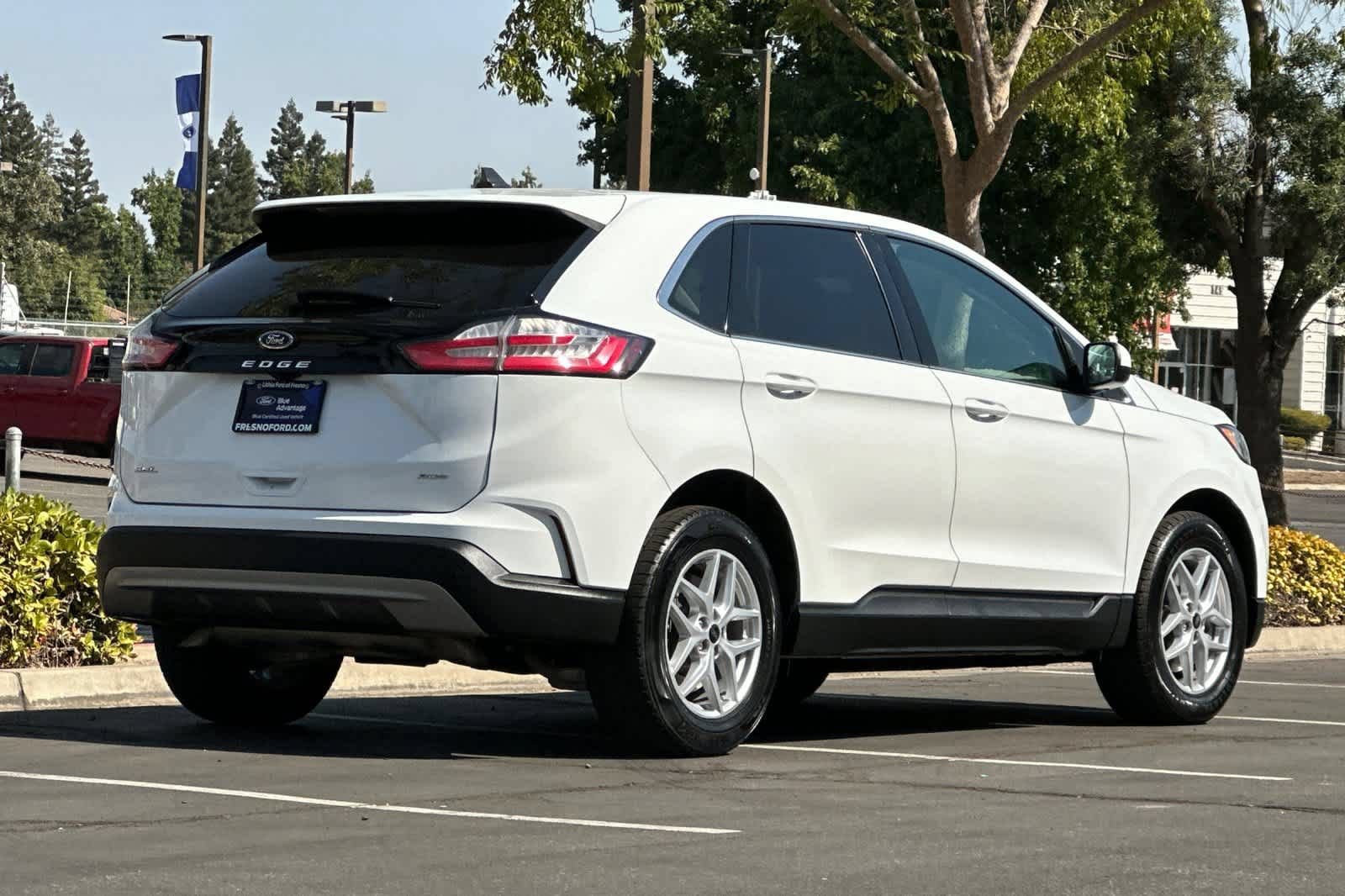 Certified 2024 Ford Edge SEL AWD/4WD image 2