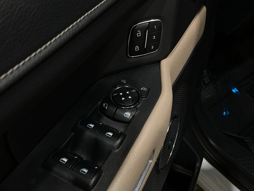 Certified 2022 Ford Expedition Max Limited image 27