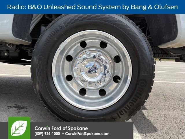 Certified 2026 Ford F450 Platinum w/ FX4 Off-Road Package AWD/4WD image 9