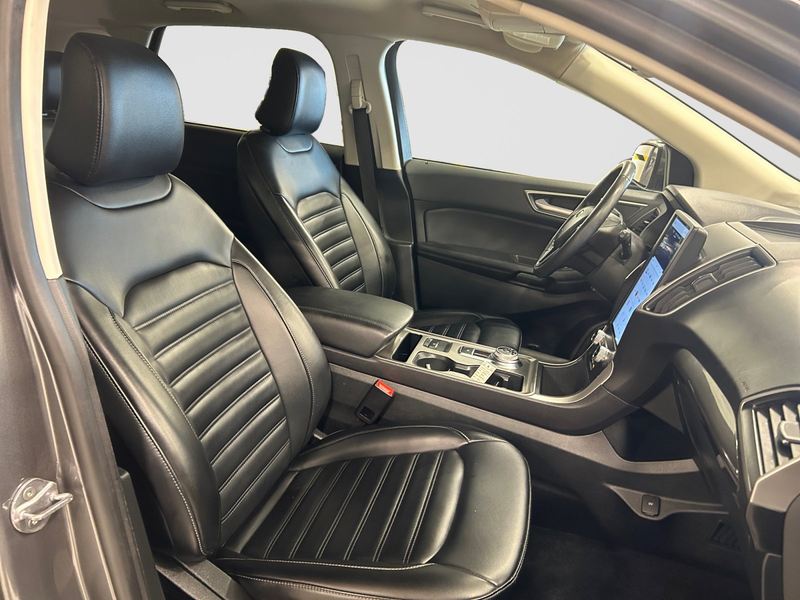 Certified 2024 Ford Edge SEL AWD/4WD image 22