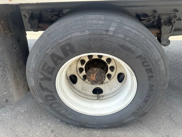 Certified 2021 Ford F650 2WD Regular Cab Super Duty image 9