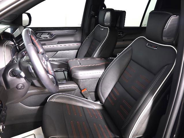Used 2025 GMC Yukon XL AT4 Ultimate image 8