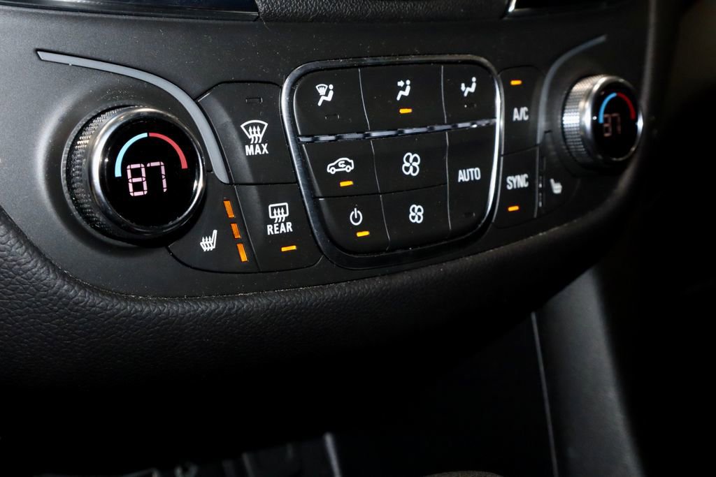 Used 2024 Chevrolet Equinox LT w/ LPO, Floor Liner Package image 32