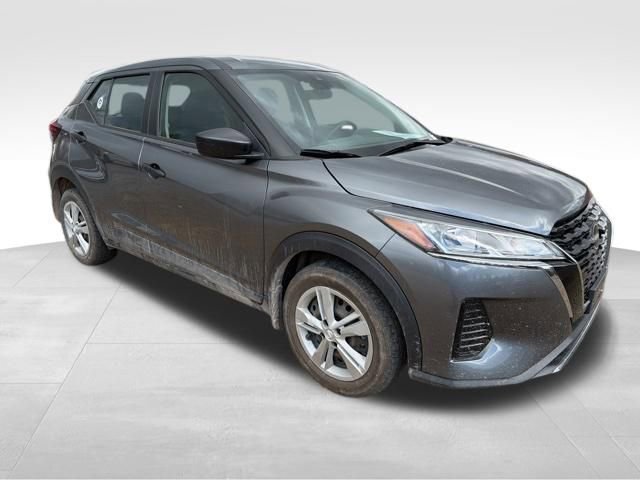 Used 2024 Nissan Kicks S image 4
