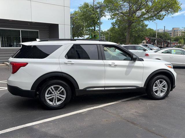 Certified 2023 Ford Explorer XLT w/ Equipment Group 202A AWD/4WD image 7