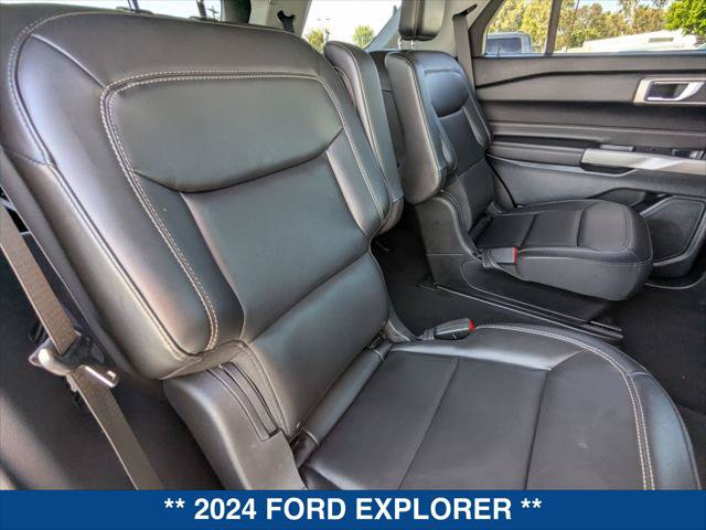 Certified 2024 Ford Explorer XLT w/ Equipment Group 202A RWD image 23