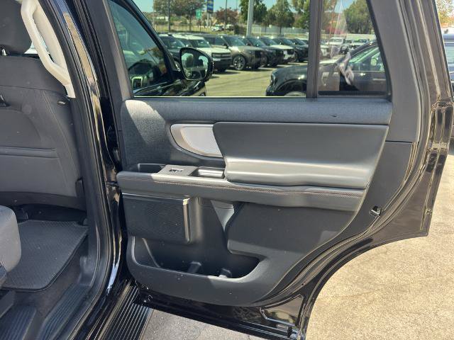 Certified 2025 Ford Expedition Active AWD/4WD image 26