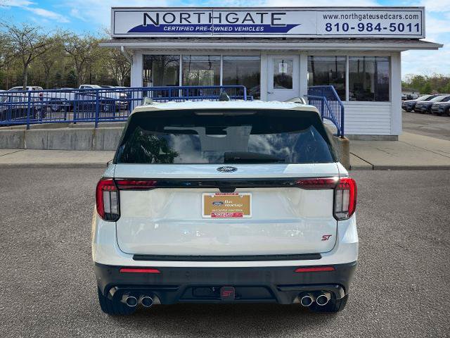 Certified 2025 Ford Explorer ST AWD/4WD image 3