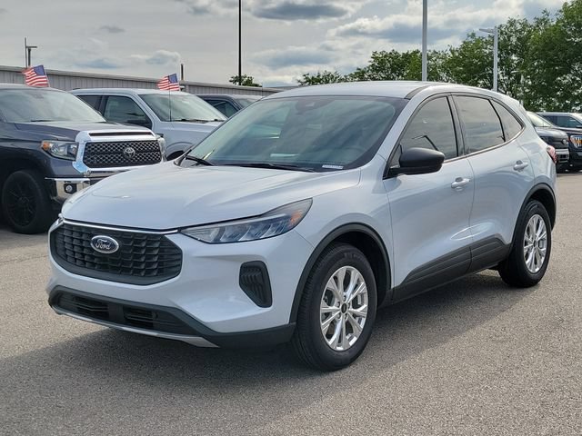 Certified 2026 Ford Escape Active w/ Cold Weather Package FWD image 25
