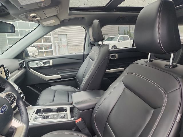 Certified 2023 Ford Explorer XLT w/ Equipment Group 202A AWD/4WD image 22