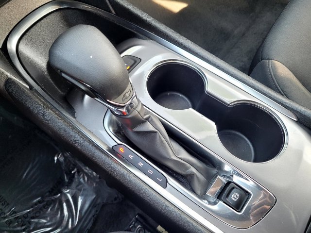 Used 2025 Chevrolet Malibu LT FWD image 19