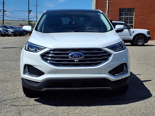 Certified 2024 Ford Edge Titanium w/ Equipment Group 301A AWD/4WD image 28