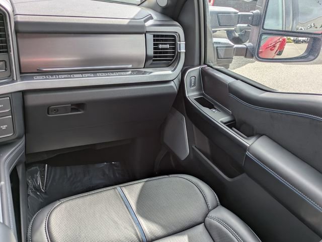 Certified 2026 Ford F350 Platinum w/ FX4 Off-Road Package image 17