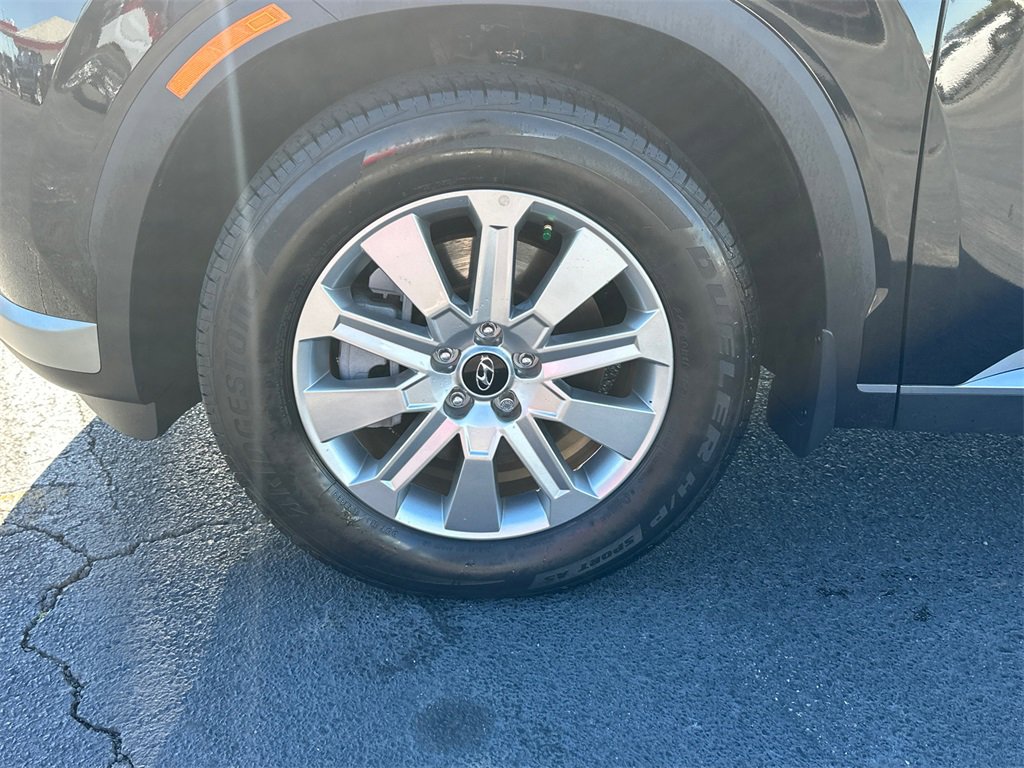 Used 2025 Hyundai Palisade SE image 11