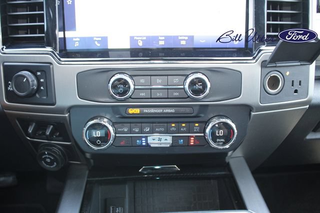 Certified 2022 Ford F250 Platinum w/ FX4 Off-Road Package AWD/4WD image 19