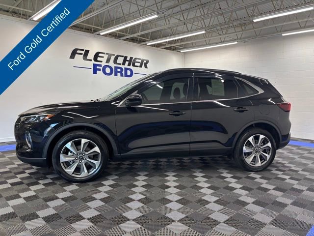 Certified 2023 Ford Escape Platinum AWD/4WD video 2