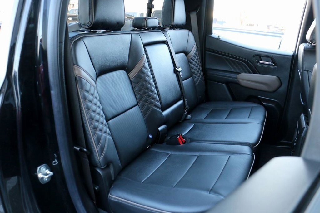 Used 2024 GMC Canyon Denali w/ LPO, Denali Black Edition image 33