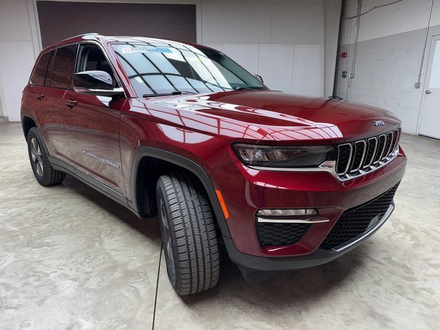 Used 2022 Jeep Grand Cherokee Limited 4xe image 8