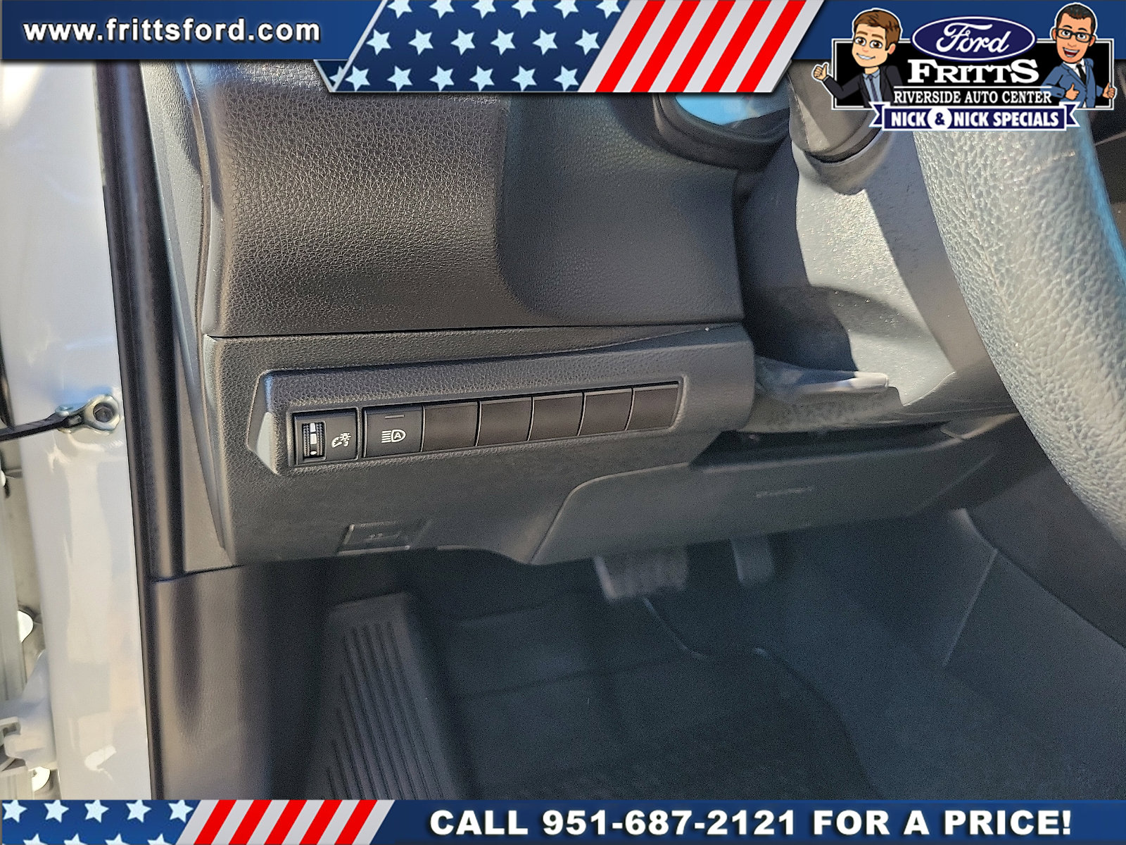 Used 2024 Toyota Corolla LE FWD image 11