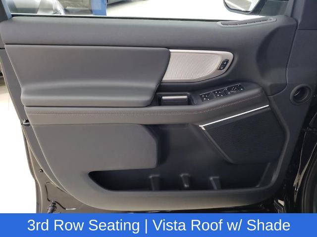 Certified 2025 Ford Expedition Active AWD/4WD image 11
