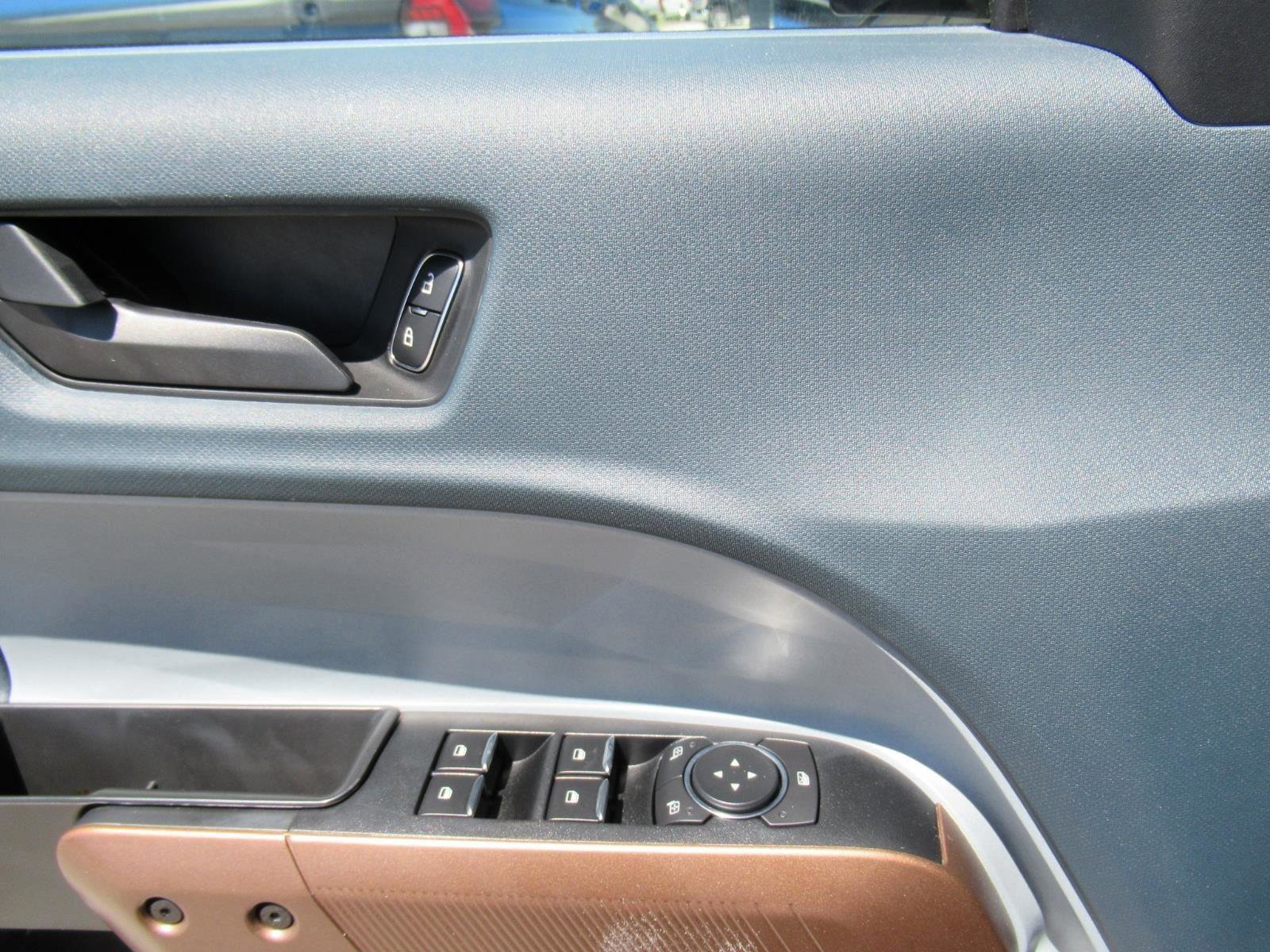 Certified 2022 Ford Maverick Lariat w/ Lariat Luxury Package FWD image 18