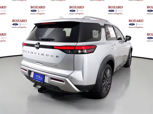Used 2024 Nissan Pathfinder SL w/ SL Premium Package FWD image 8