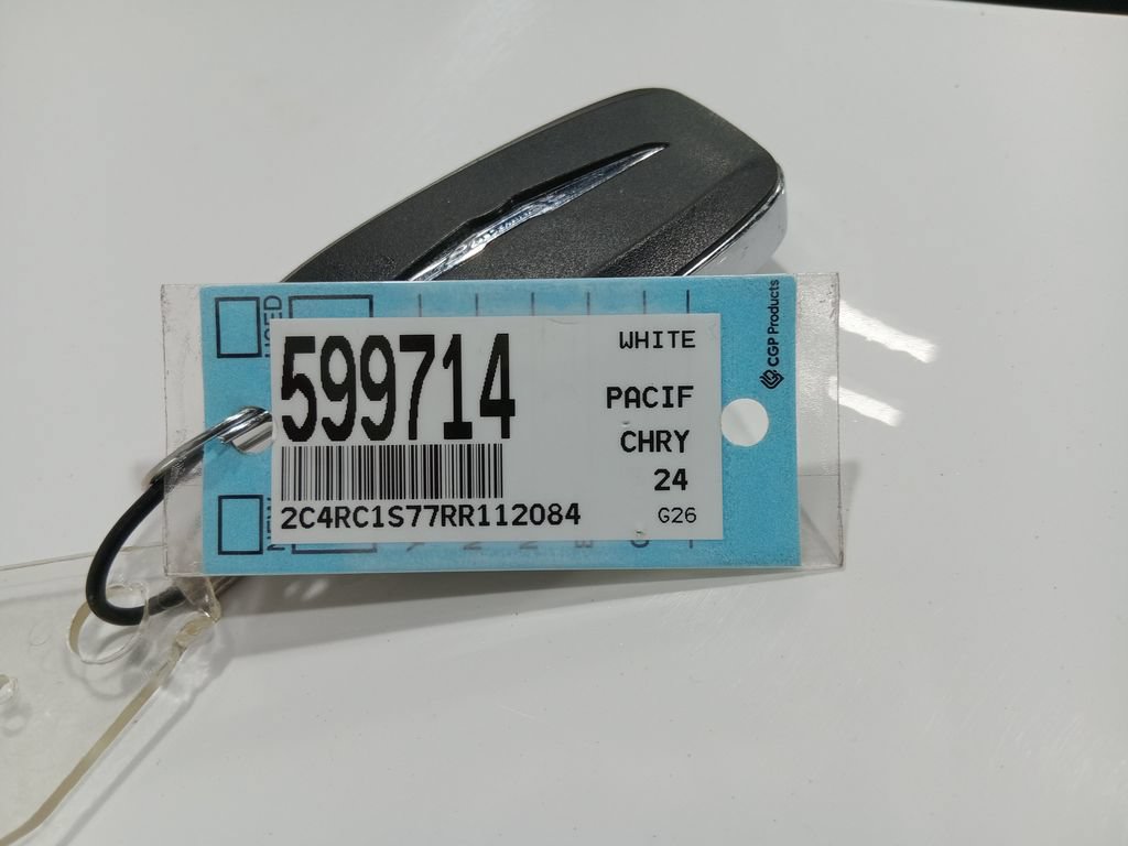 Used 2024 Chrysler Pacifica Limited FWD image 23