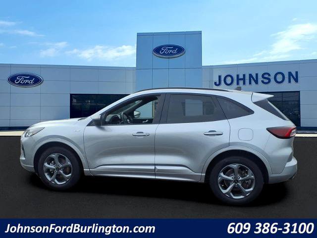 Certified 2023 Ford Escape ST-Line w/ Tech Pack #1 AWD/4WD image 6