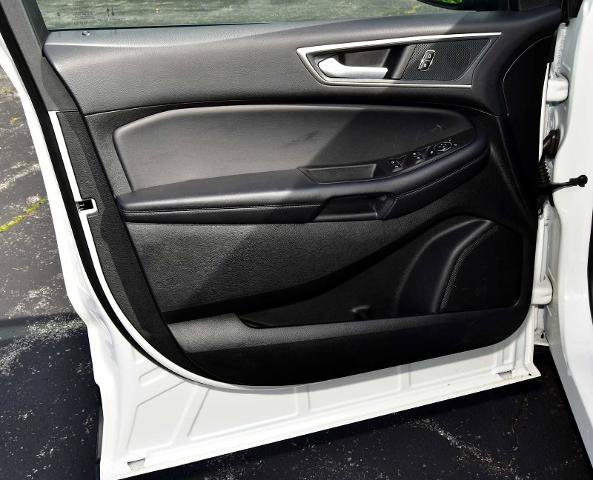 Certified 2024 Ford Edge SEL w/ Convenience Package AWD/4WD image 12