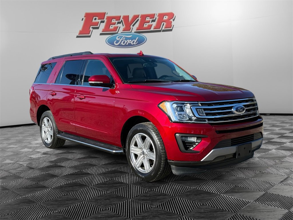 Certified 2019 Ford Expedition XLT w/ Equipment Group 202A image 7