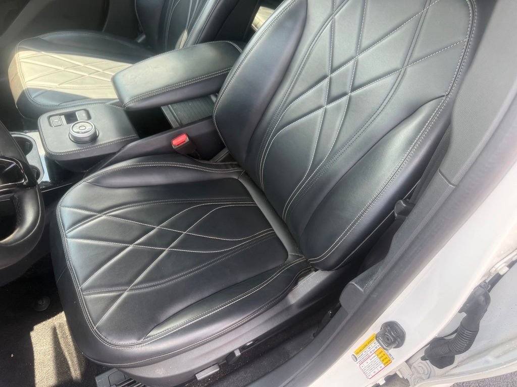Certified 2022 Ford Mustang Mach-E Select AWD/4WD image 18