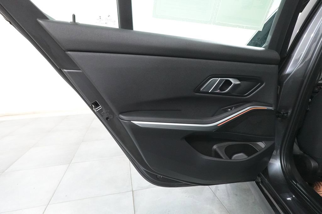 Used 2020 BMW 330i xDrive 330i xDrive w/ Premium Package image 27