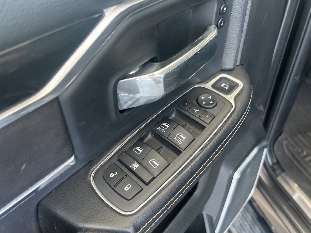 Used 2022 RAM 2500 Laramie AWD/4WD image 14