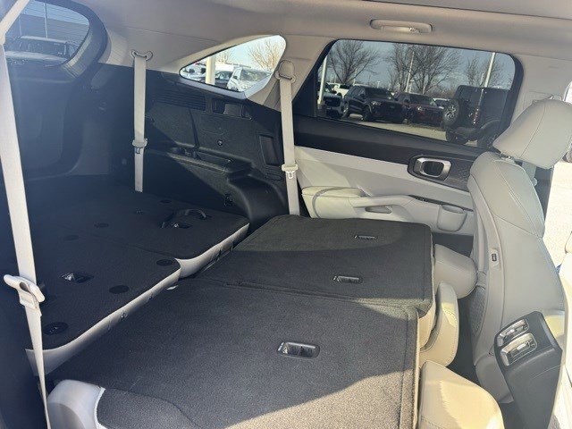 Used 2021 Kia Sorento S w/ Panoramic Sunroof Package image 43
