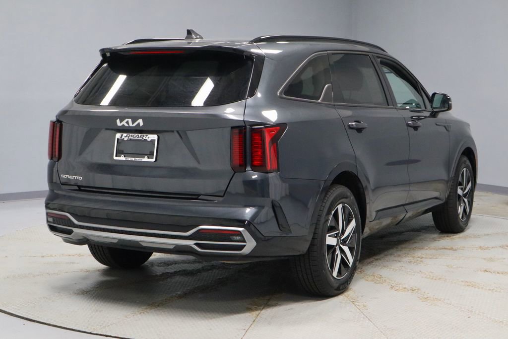 Used 2023 Kia Sorento S w/ Panoramic Sunroof Package FWD image 12