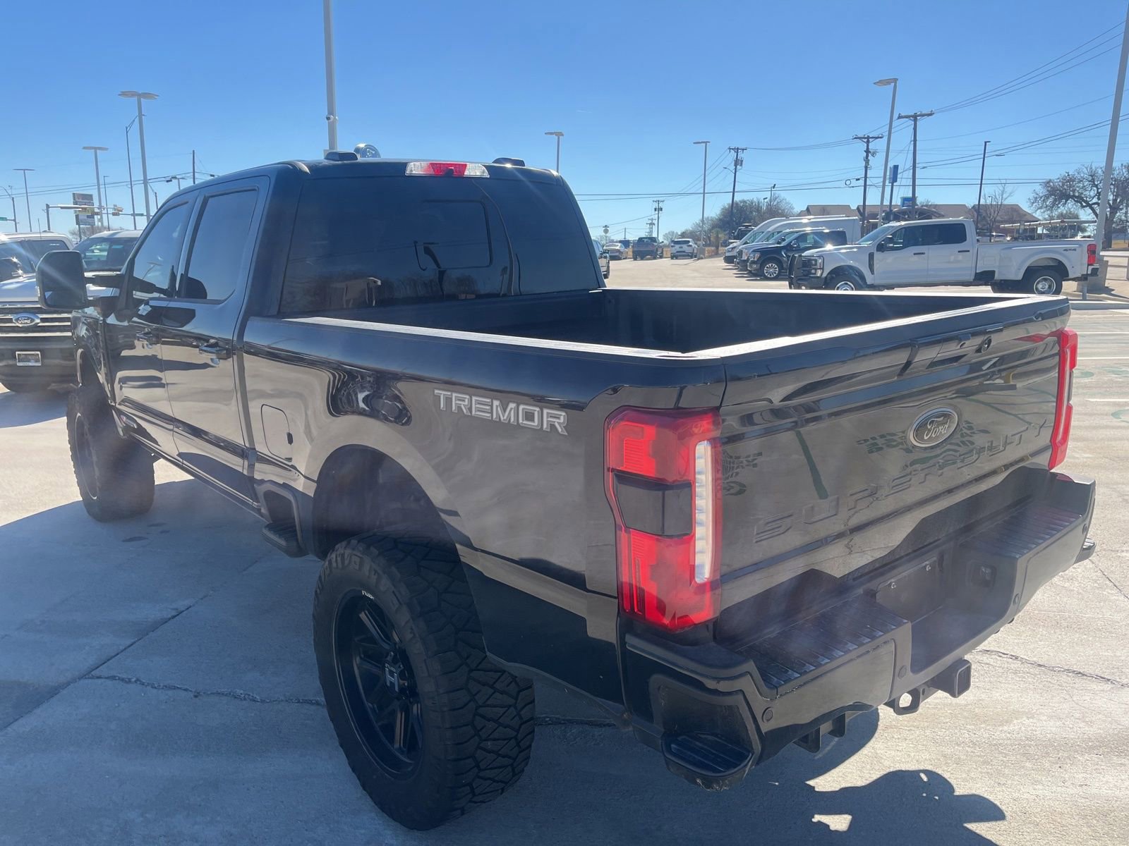 Certified 2024 Ford F250 Lariat w/ Lariat Ultimate Package image 5