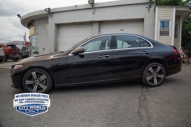 Used 2025 Mercedes-Benz C 300 4MATIC Sedan image 5