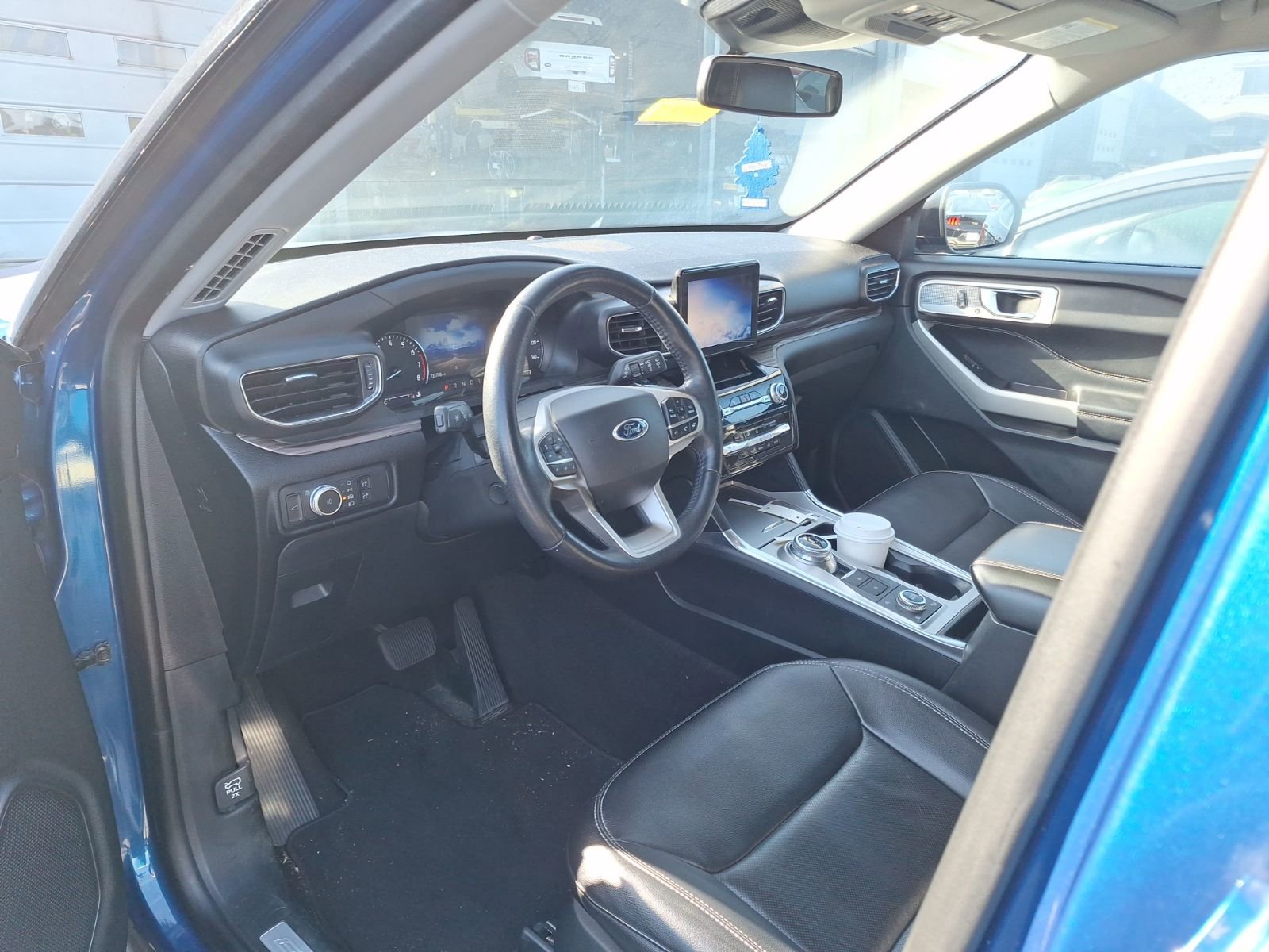 Certified 2021 Ford Explorer Limited w/ Equipment Group 301A image 7