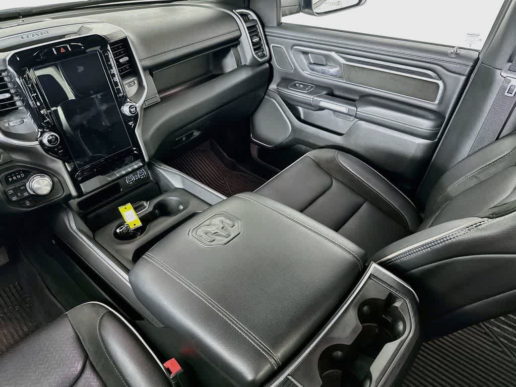 Used 2023 RAM 1500 Laramie AWD/4WD image 11
