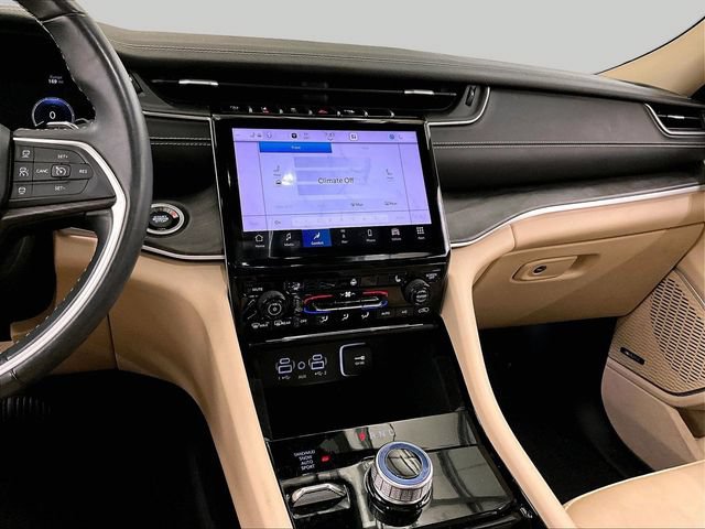 Used 2021 Jeep Grand Cherokee L Limited AWD/4WD image 6