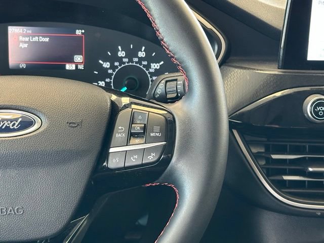 Certified 2022 Ford Escape SEL w/ SEL Stealth AWD Package image 11