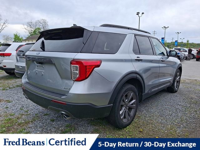 Certified 2022 Ford Explorer XLT w/ Equipment Group 202A AWD/4WD image 9